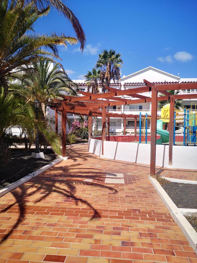 Comfortable Cleo Apartment With Large Terrace Costa Teguise Exterior photo