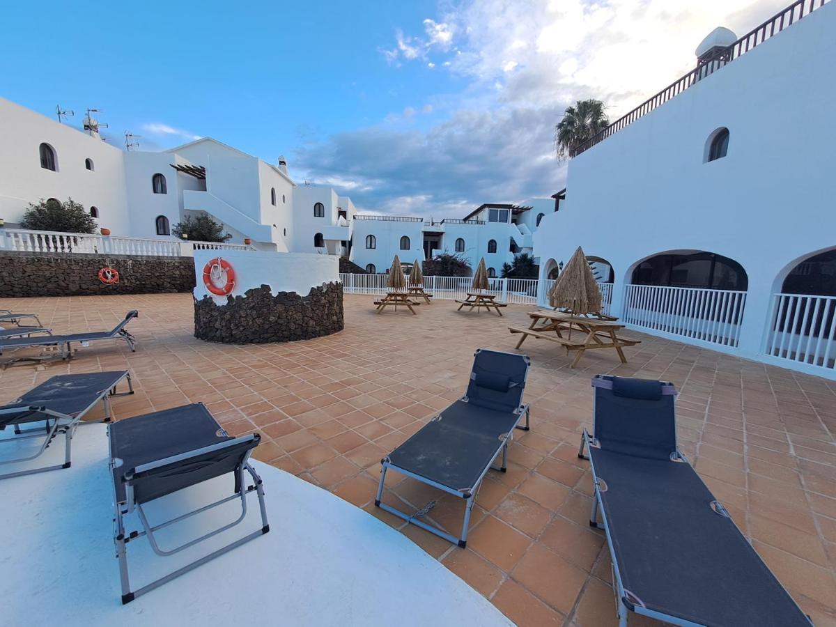 Comfortable Cleo Apartment With Large Terrace Costa Teguise Exterior photo